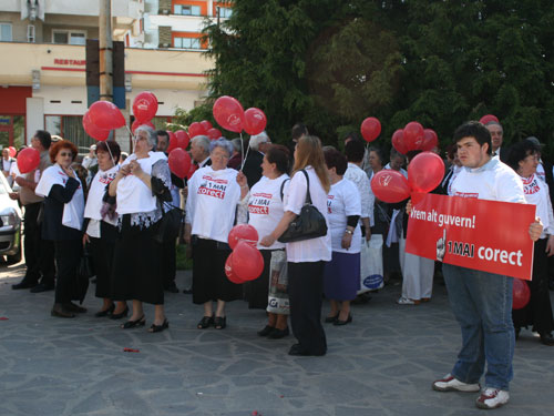 Foto miting rosu (c) eMM.ro